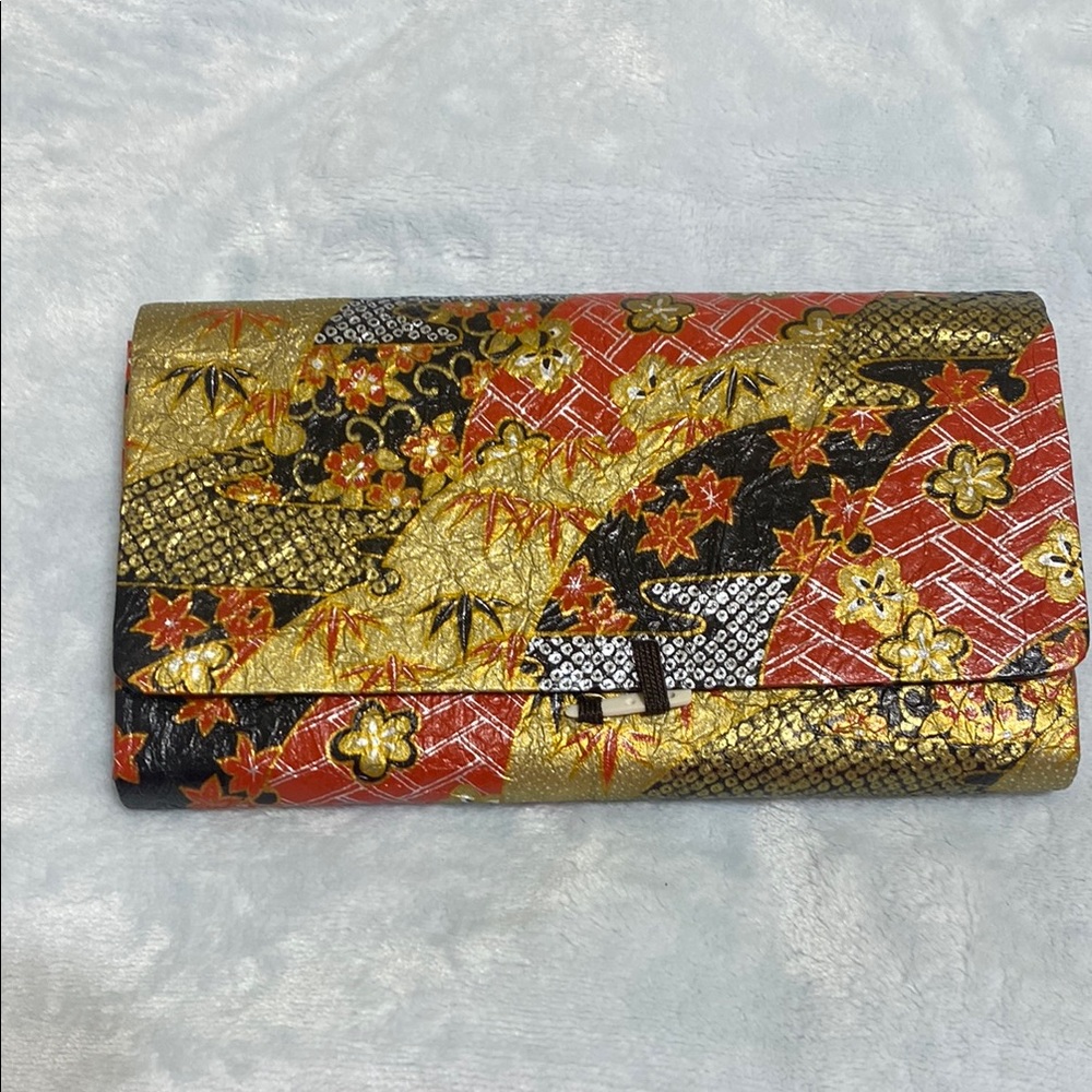 Red and Gold Decorative Accordion Clutch